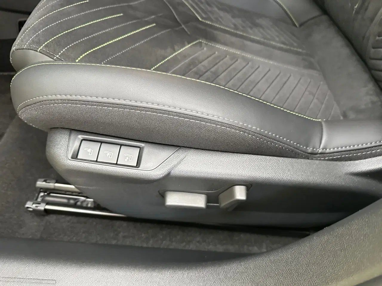 Billede 17 - Peugeot e-208 54 GT