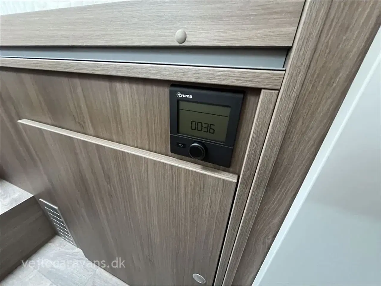 Billede 11 - 2025 - Carado V337 PRO+