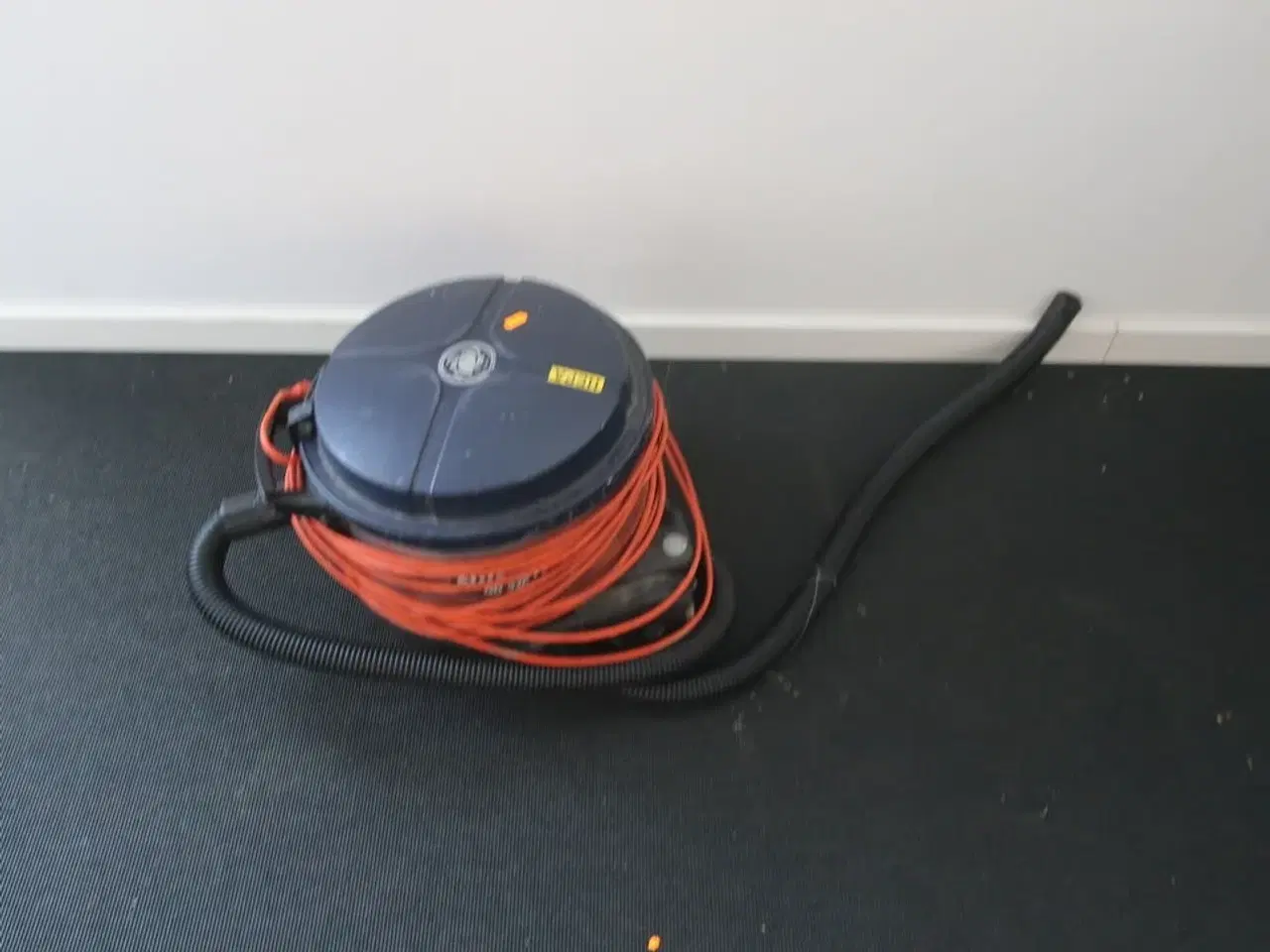 Billede 1 - Støvsuger NILFISK GD 930 S100