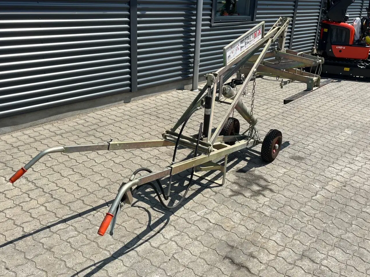 Billede 13 - - - - Stor flise ligger vogn til sf sten mm.