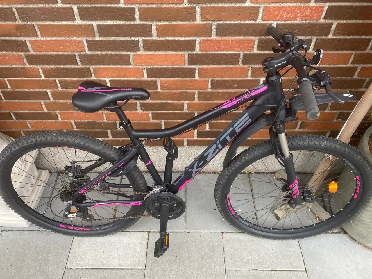 Billede 2 - Købt til 4299 kr 27,5 tommer 