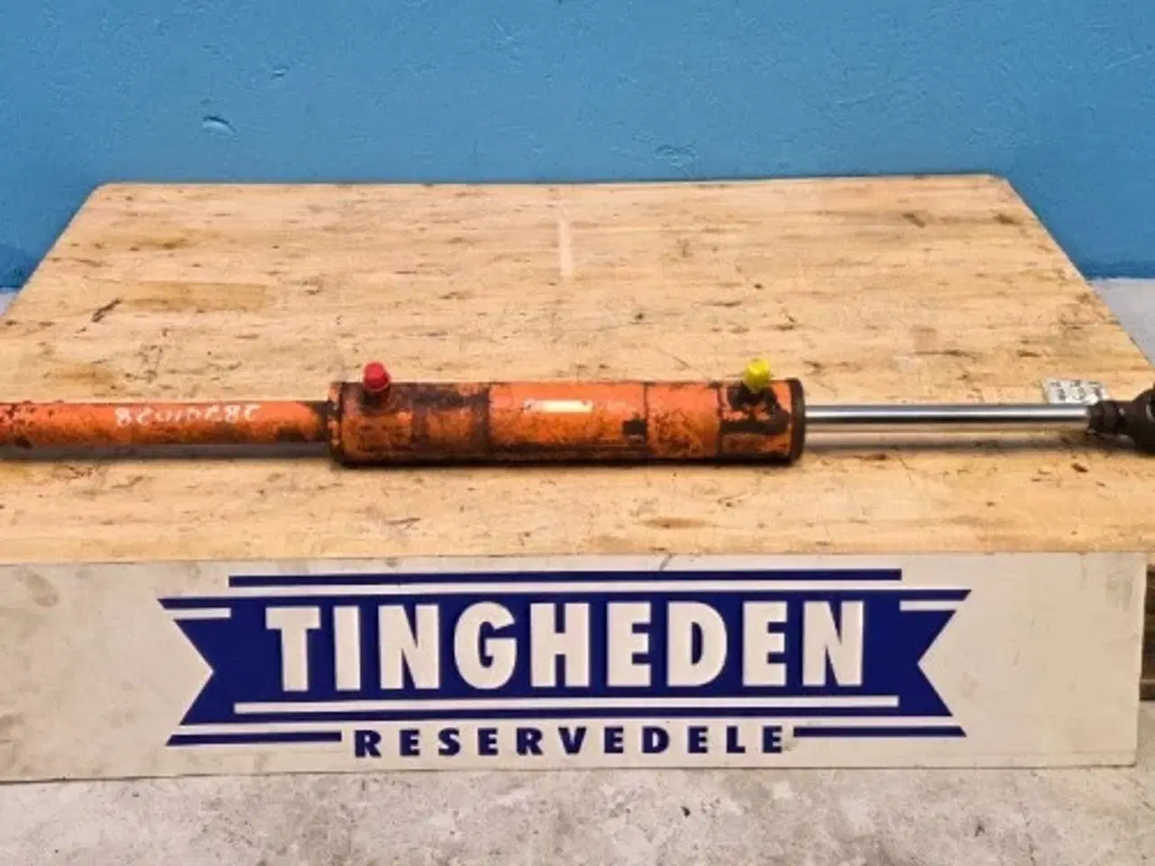 Billede 1 - Dronningborg D7000 Styrecylinder 28741028