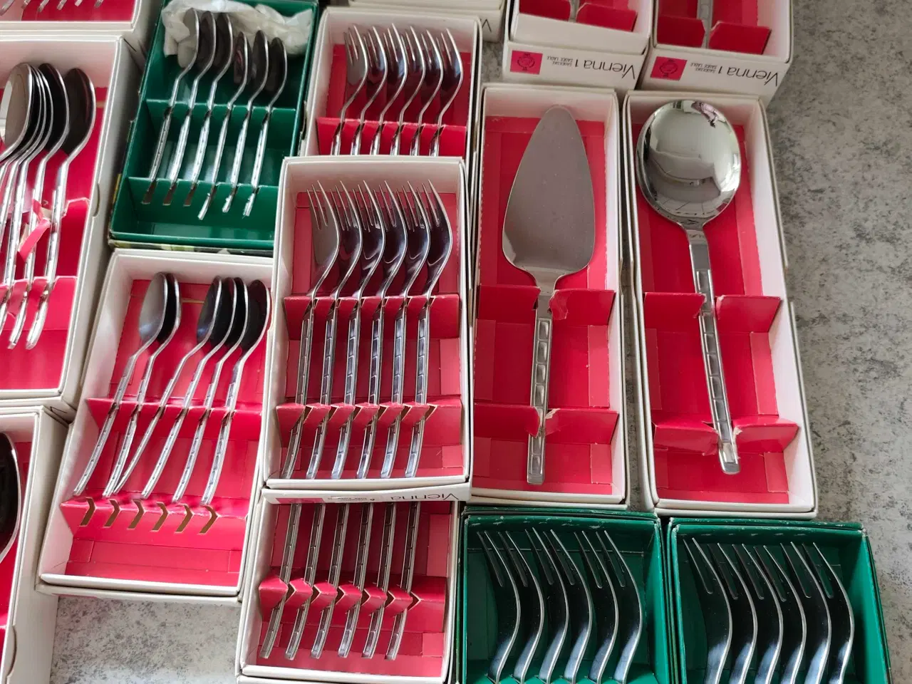 Billede 2 - Raadvad Vienna bestik 130 dele