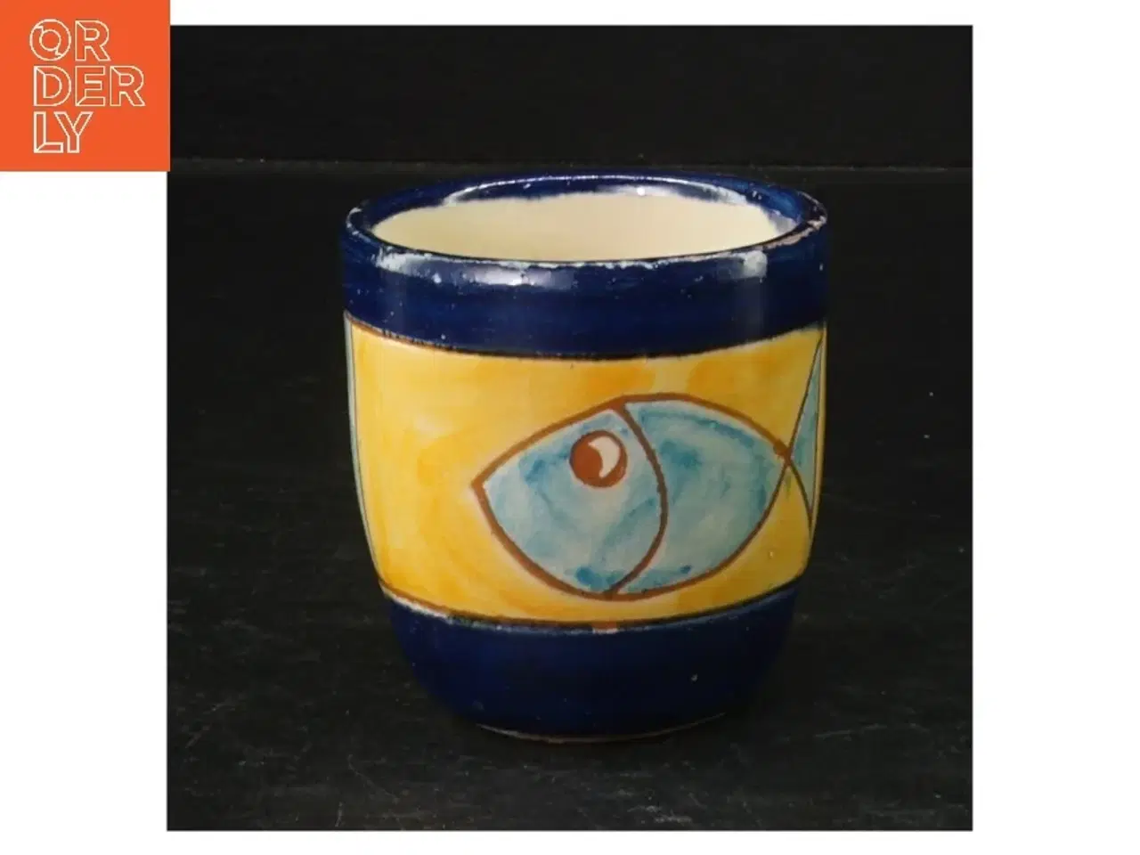 Billede 1 - Keramikkrus med fiske-design (str. 7 cm)