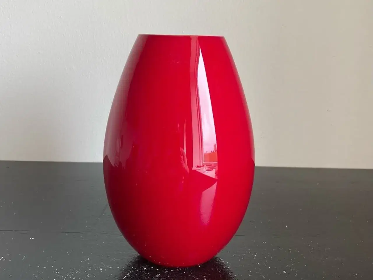 Billede 1 - Rød cocoon vase