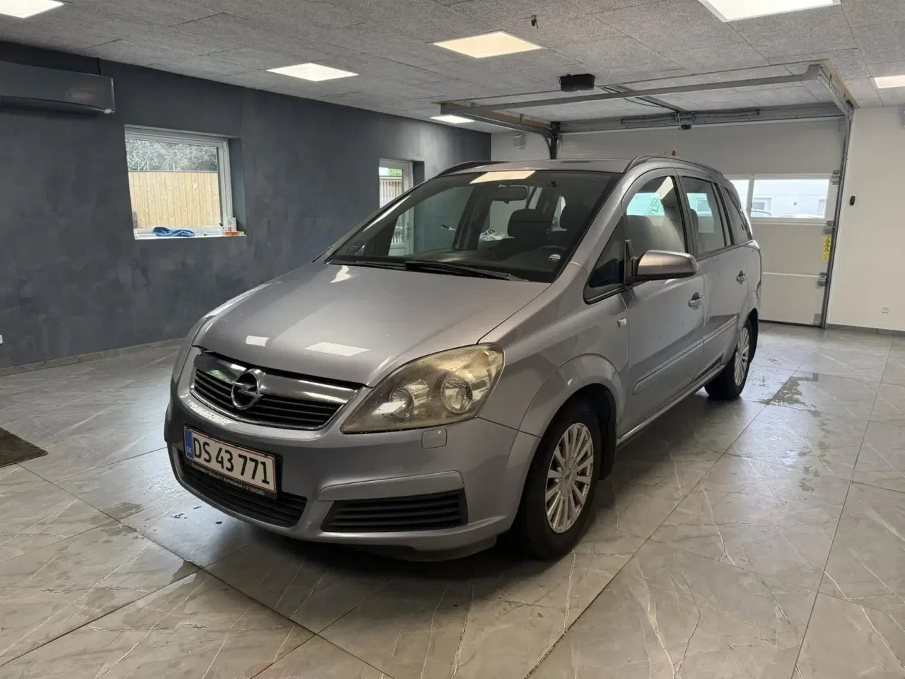 Billede 2 - Opel Zafira 1,6 Twinport Limited 105HK