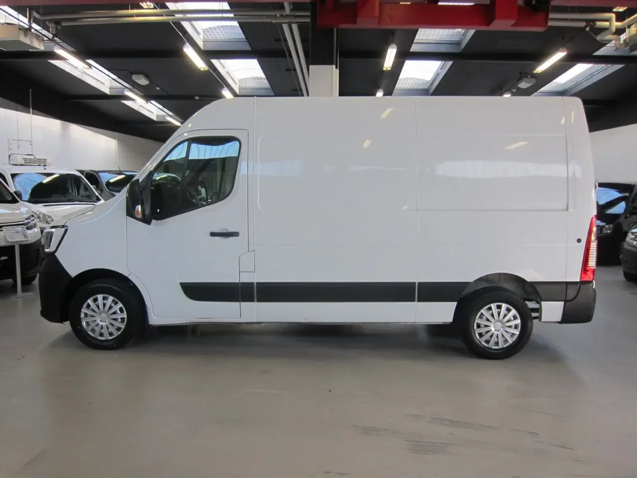 Billede 2 - Renault Master IV T33 2,3 dCi 150 L2H2 Kassevogn