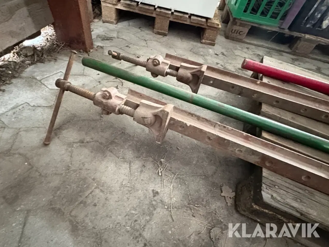 Billede 7 - Skruetvinger, fliseløfter og rørbukker