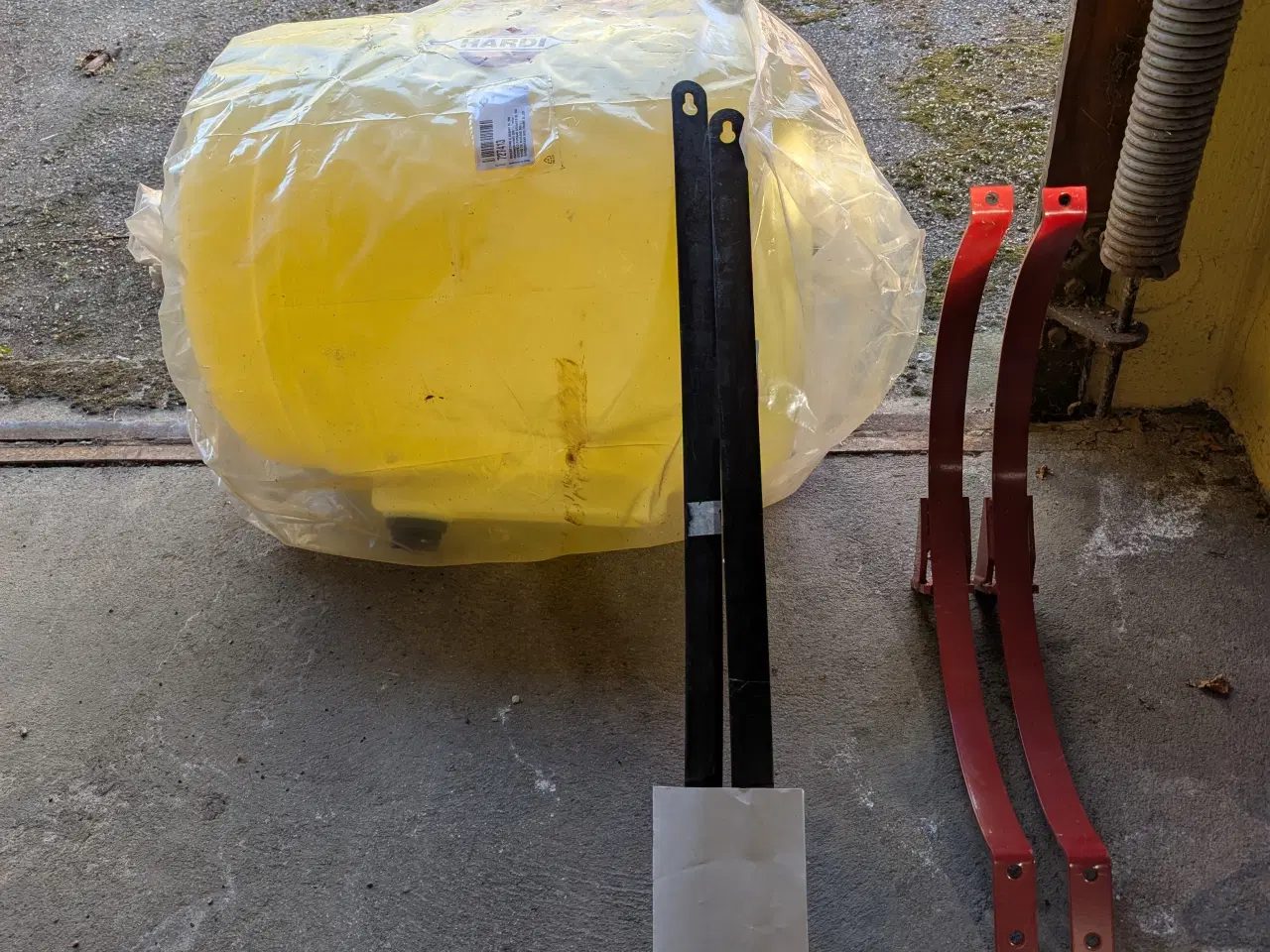 Billede 2 - Hardi renvandstank m. ramme