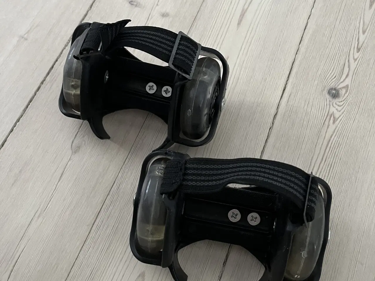 Billede 2 - Hælrulleskøjter