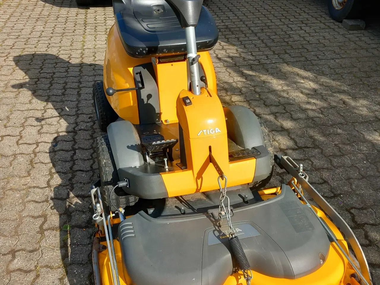 Billede 2 - Stiga have traktor meget fin 2018