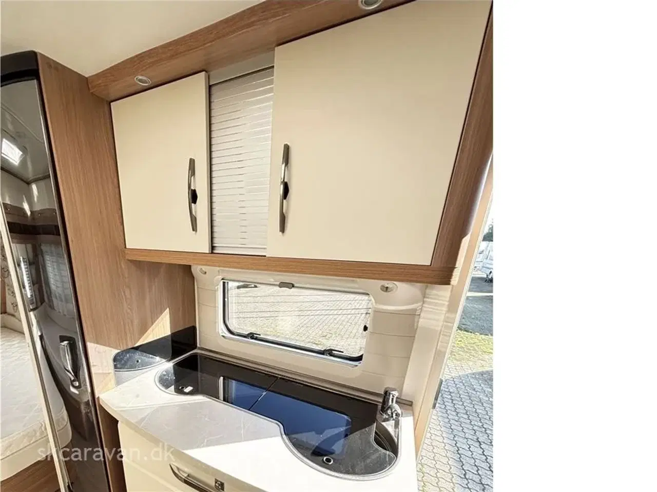 Billede 5 - 2020 - Hobby De Luxe 495 UL DK line   Pæn og velholdt campingvogn