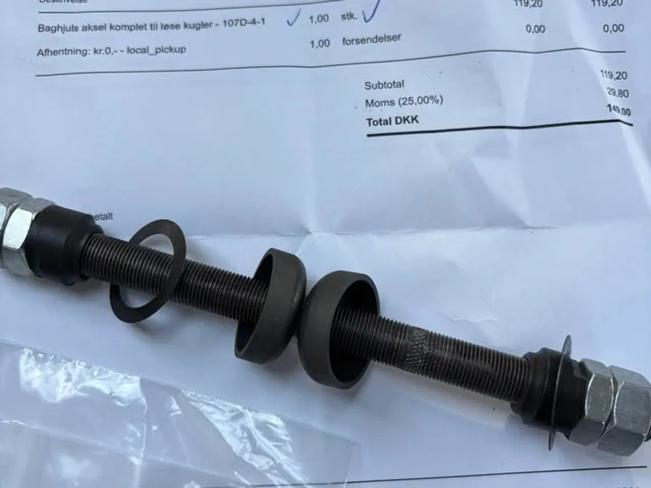 Billede 1 - Aksel med løse lejer