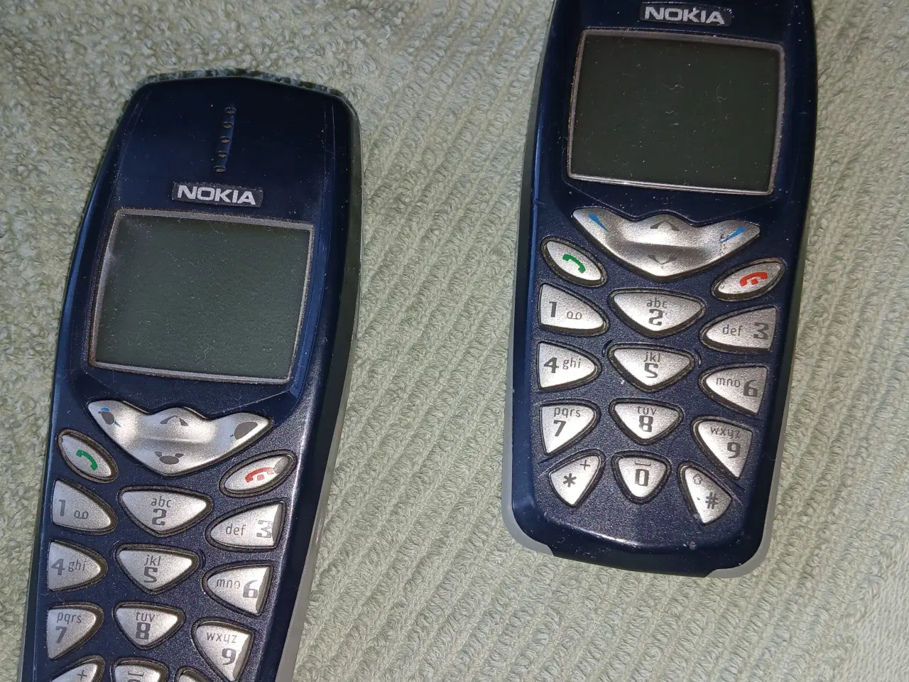 Billede 1 - 2 stk. Nokia 3310 mobil
