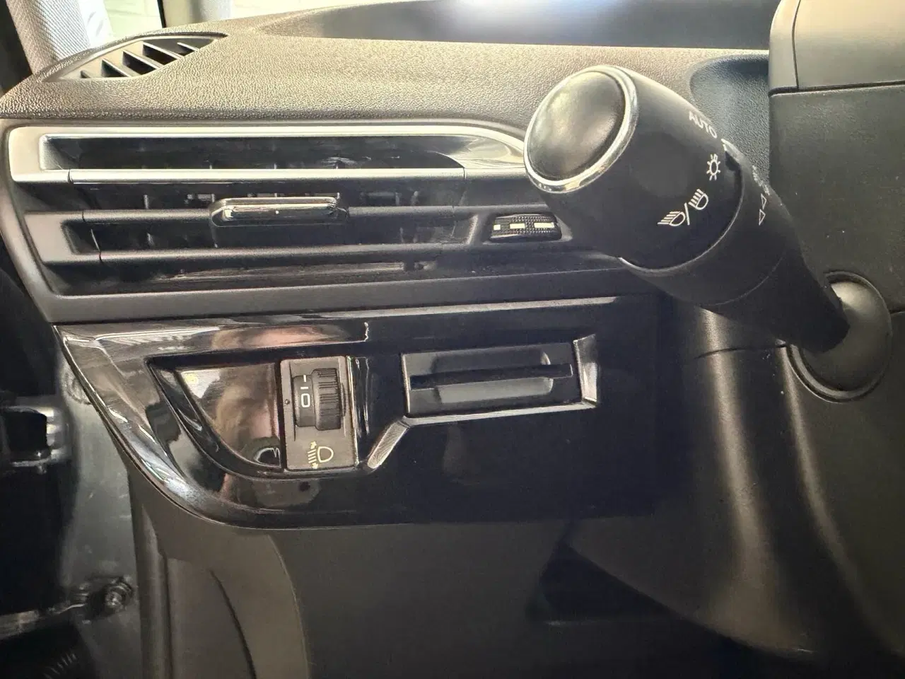 Billede 8 - Citroën Grand C4 Picasso 1,6 Blue HDi Intensive EAT6 start/stop 120HK 6g Aut.