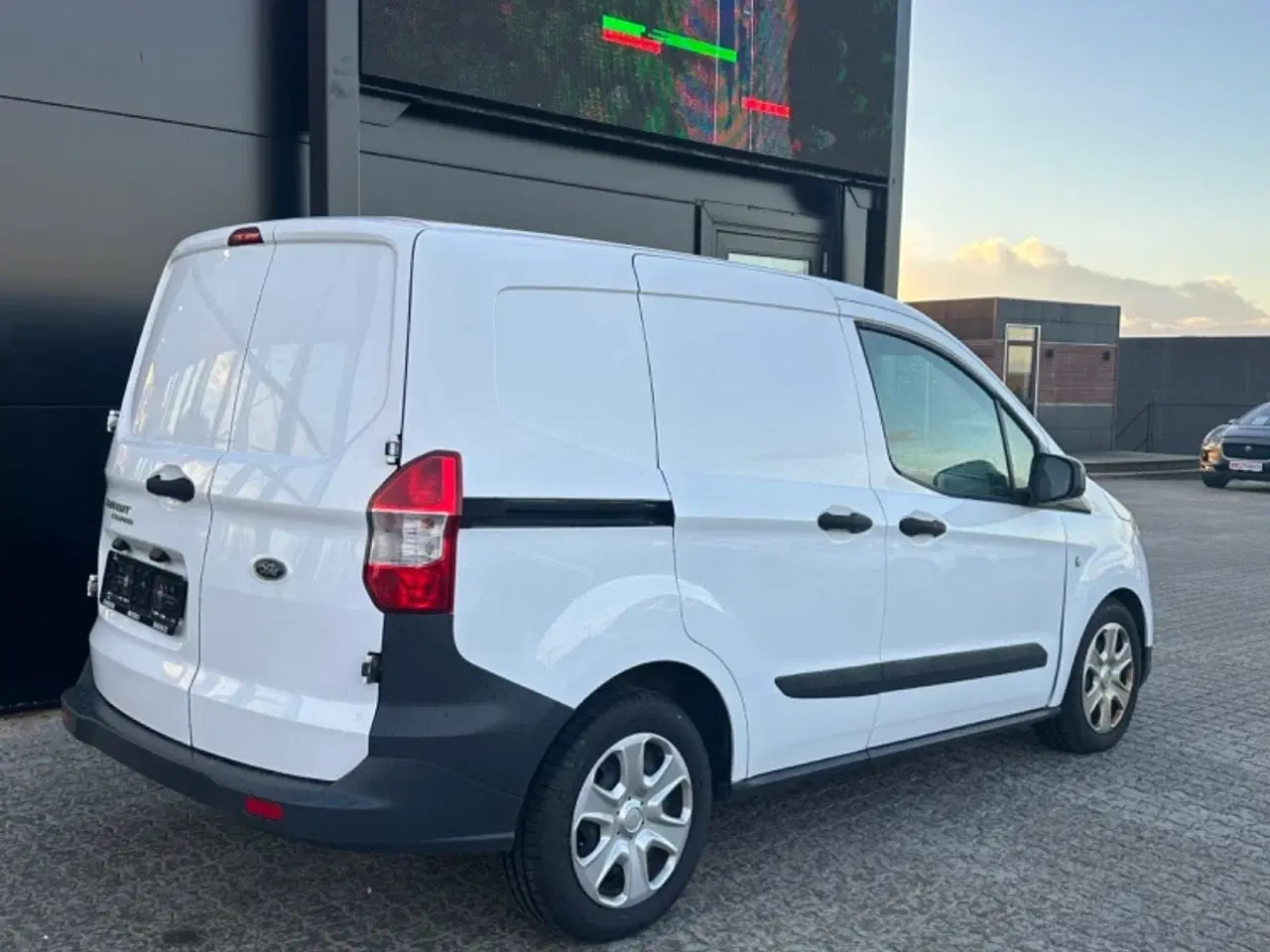 Billede 3 - Ford Transit Courier 1,5 TDCi 75 Trend