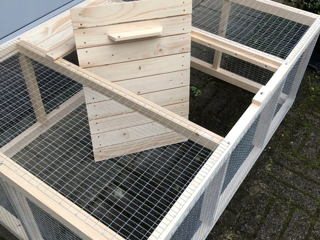 Billede 5 - LØBEGÅRD bred og rummelig.
