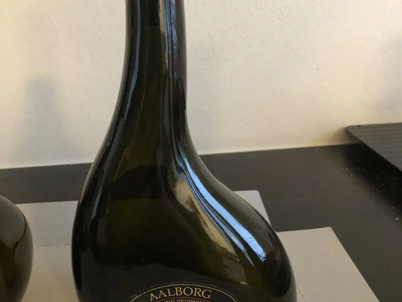 Billede 2 - Gamle Juleakvavit flasker