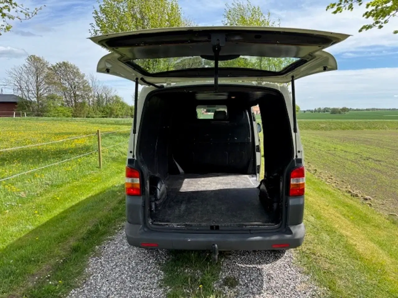 Billede 5 - VW Transporter 1,9 TDI Kassevogn Lang Nysynet