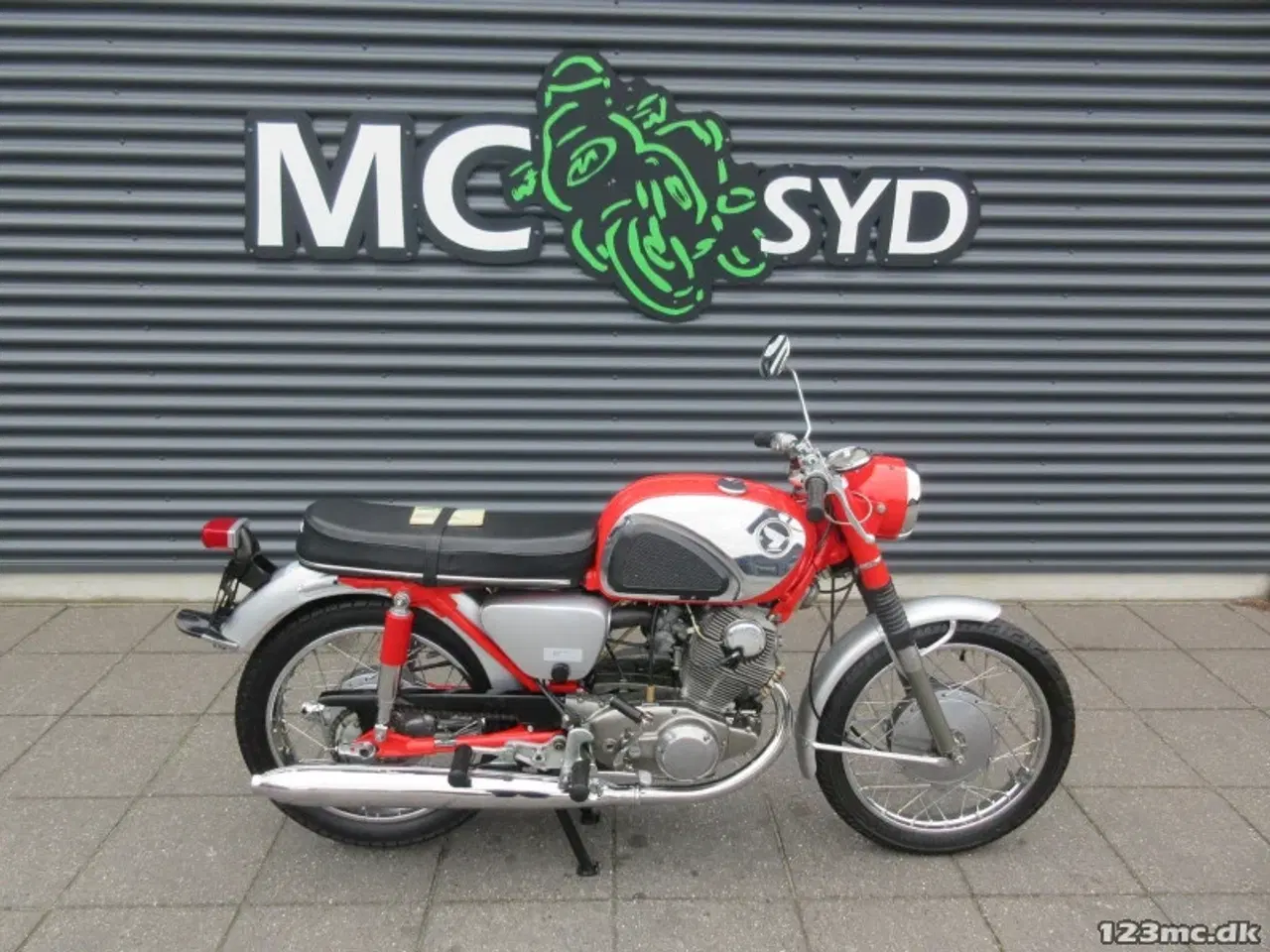 Billede 1 - Honda CB 72 MC-SYD BYTTER GERNE