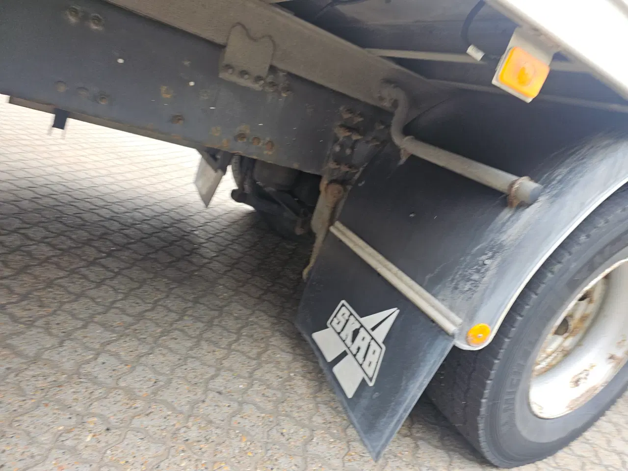 Billede 26 - Volvo FM340, Lukket kasse