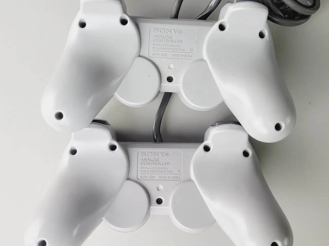 Billede 3 - ⭐️· PlayStation 1 Dual Analog Controllere (2 stk.)