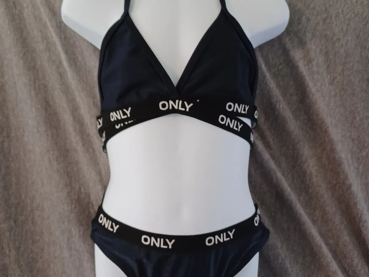 Billede 1 - Kids Only bikini str 134/140