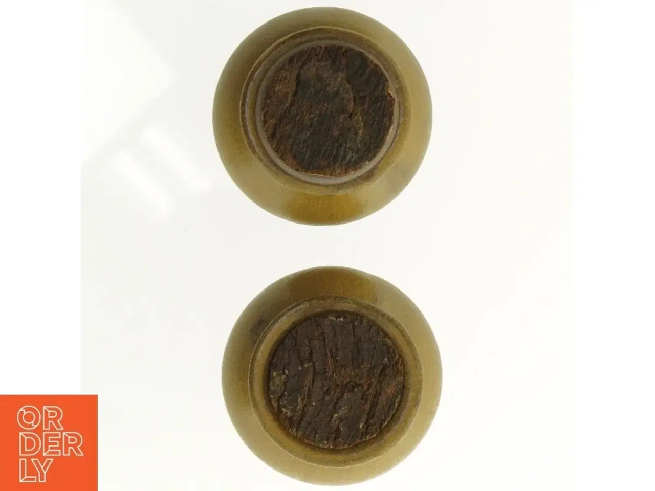 Billede 3 - 2 stk. Keramik Opbevaringskrukker med kork propper (str. 11 x 9 cm)
