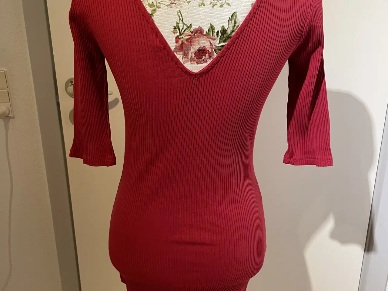 Billede 3 - NA-KD - rip mini kjole