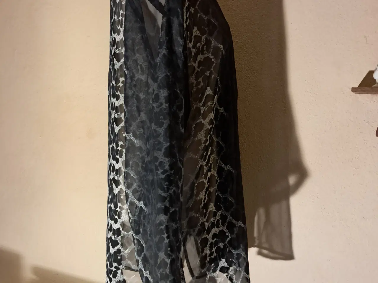 Billede 4 - Alma Mater str. M skjorte