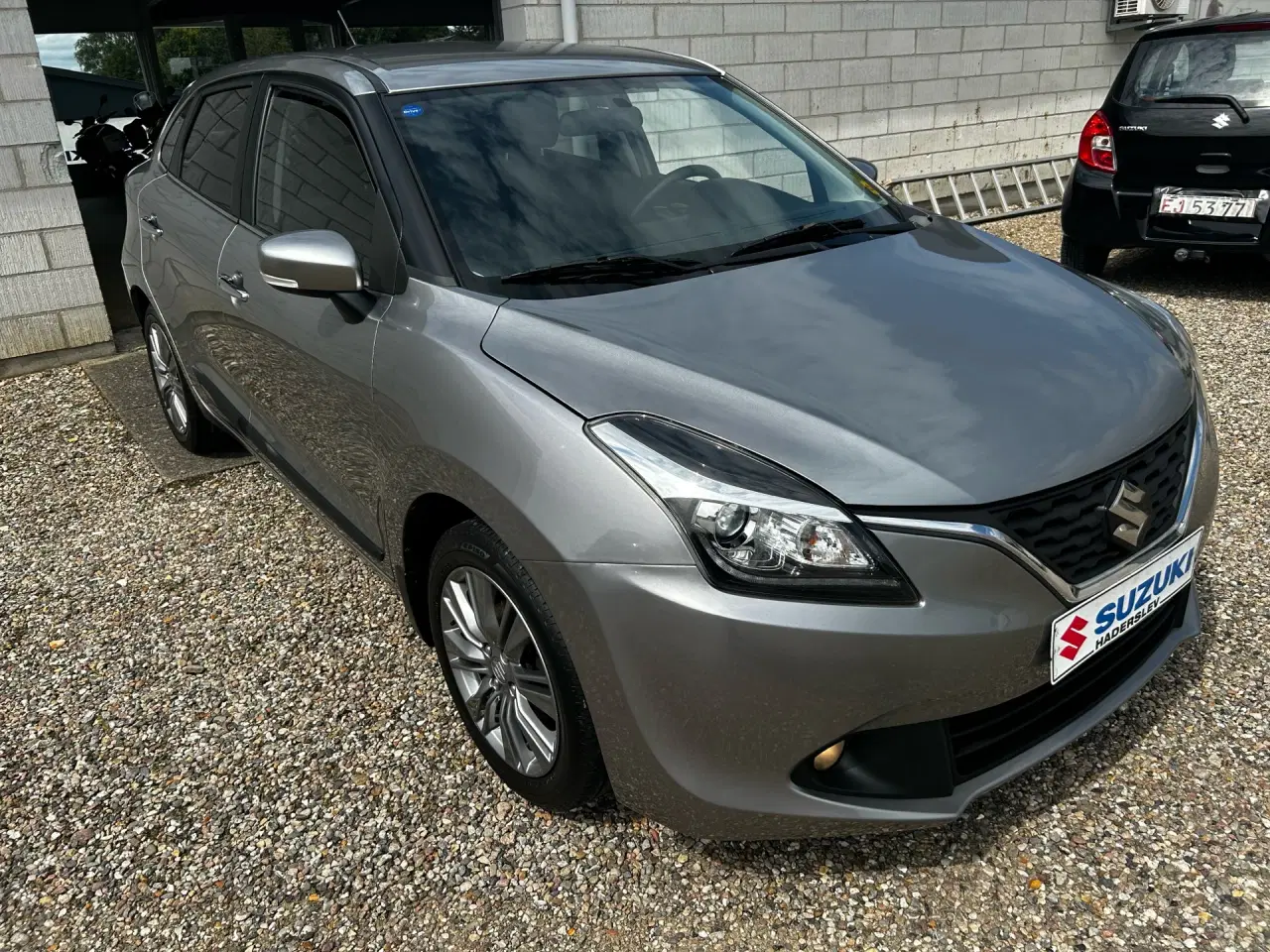 Billede 5 - Suzuki Baleno 1,2 Dualjet Exclusive Gold 90HK 5d