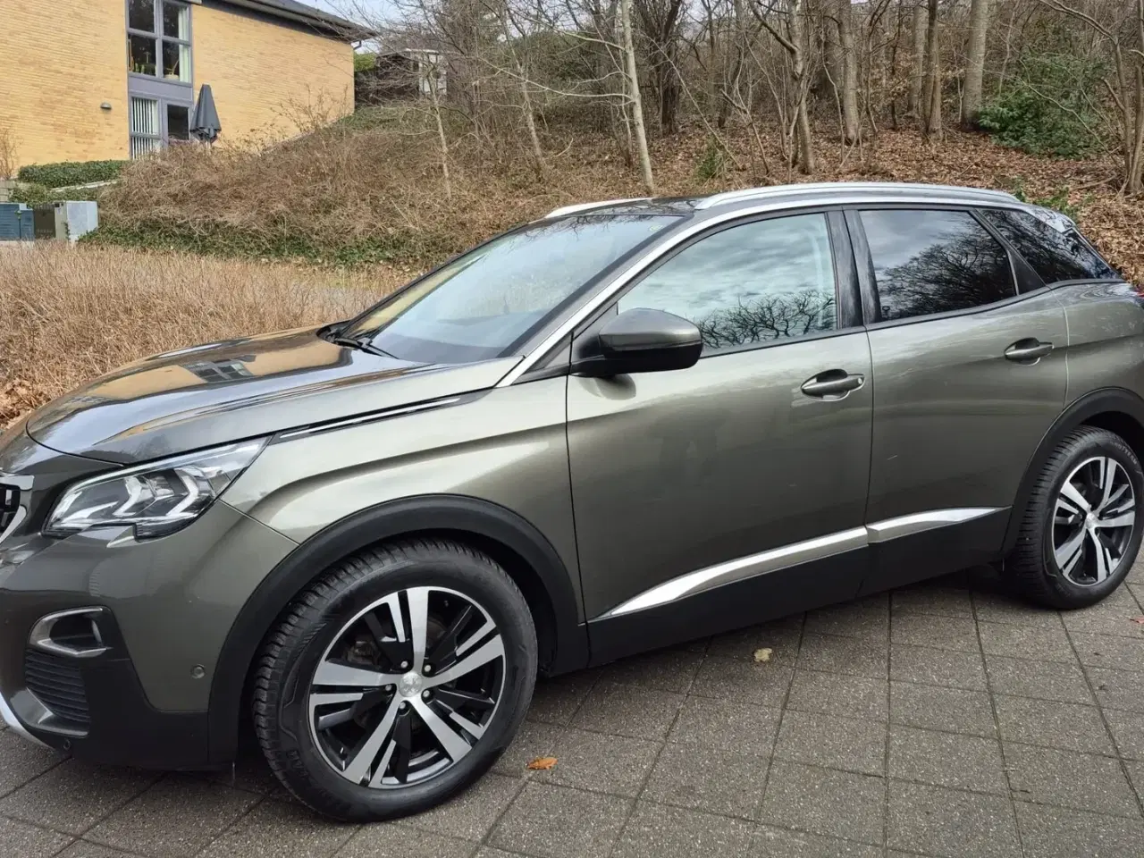 Billede 1 - Peugeot 3008 1,6 BlueHDi 120 Allure EAT6 Van