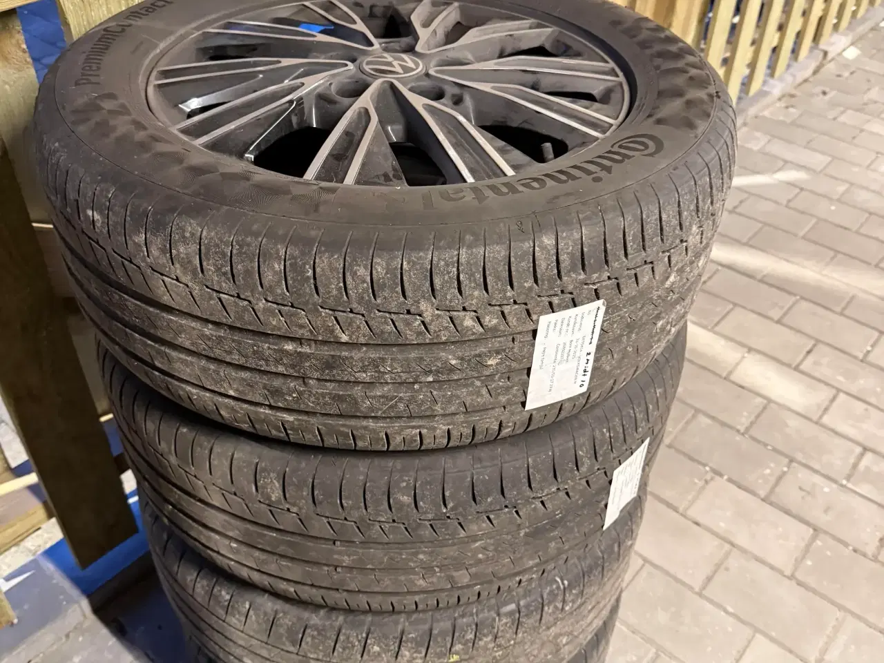 Billede 2 - Sommerdæk på alufælg til Multivan - T7