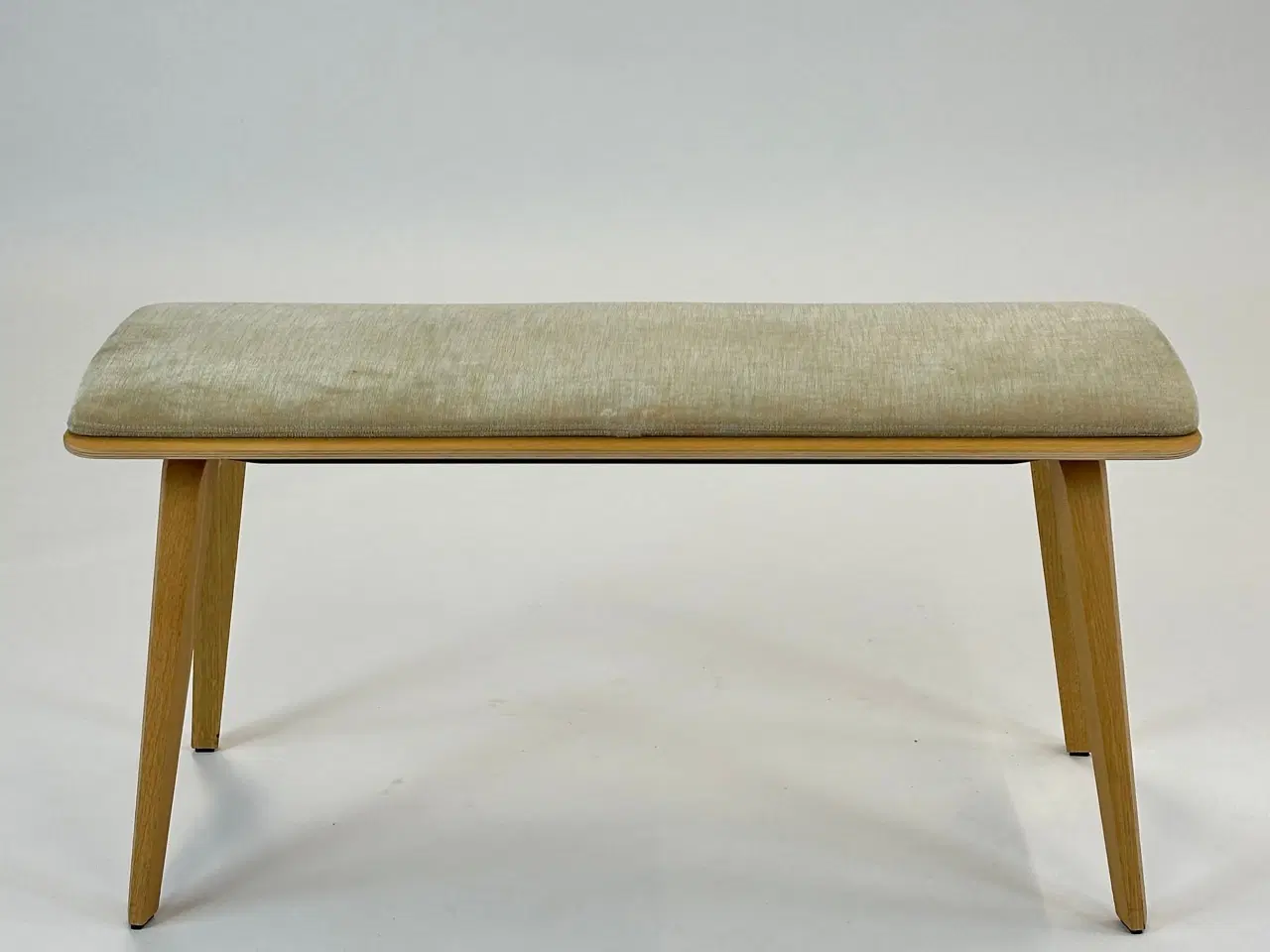 Billede 3 - Elegant Bænk i Egetræ m. Sædepolstring