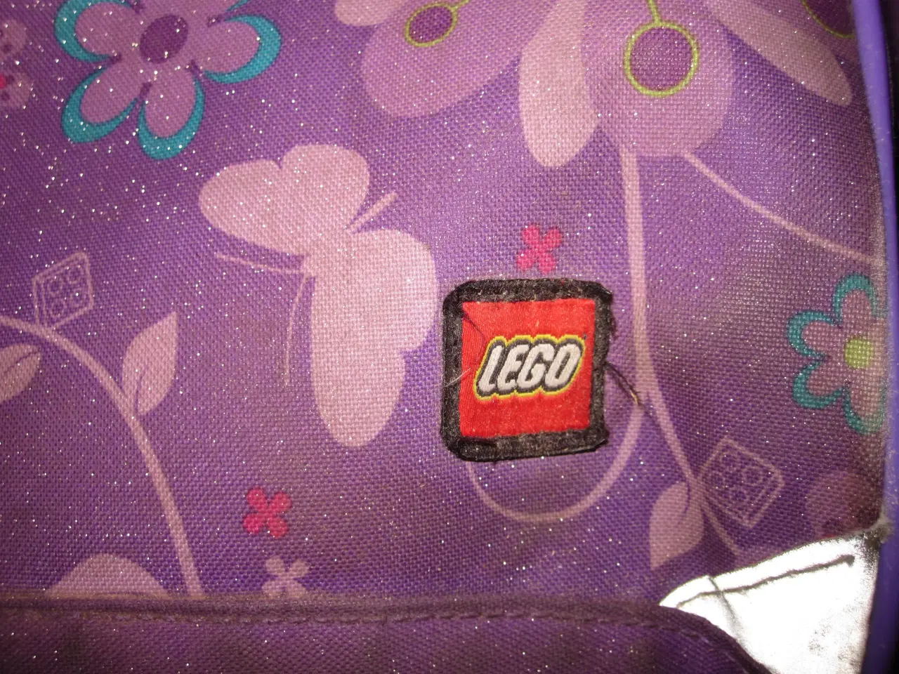 Billede 2 - skoletaskesæt fra Lego