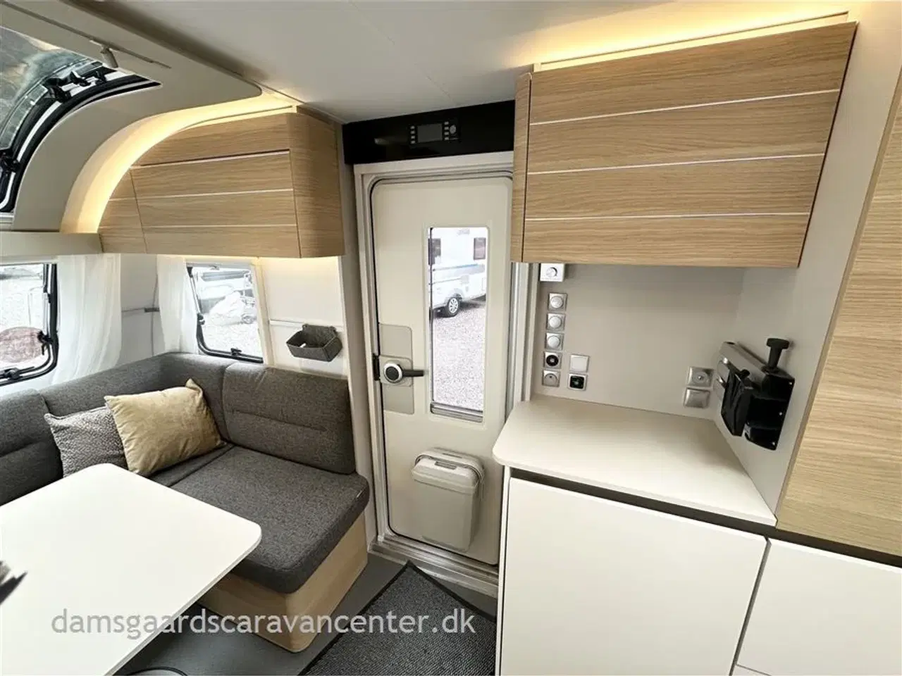 Billede 13 - 2022 - Adria Adora 522 UP   Franskseng-Mover-Gulvtemp-telt-A/C
