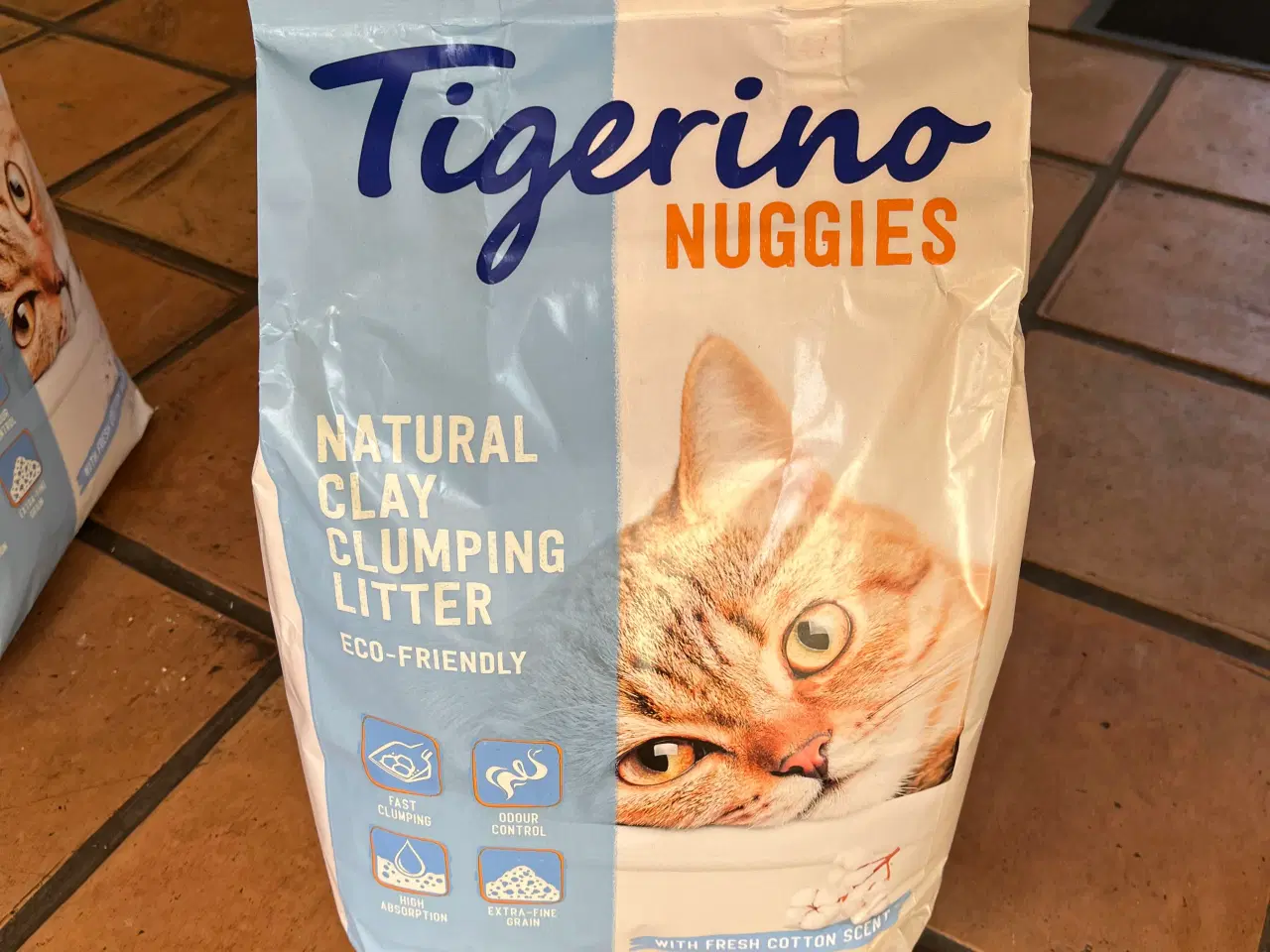 Billede 1 - Kattegrus 28 kg