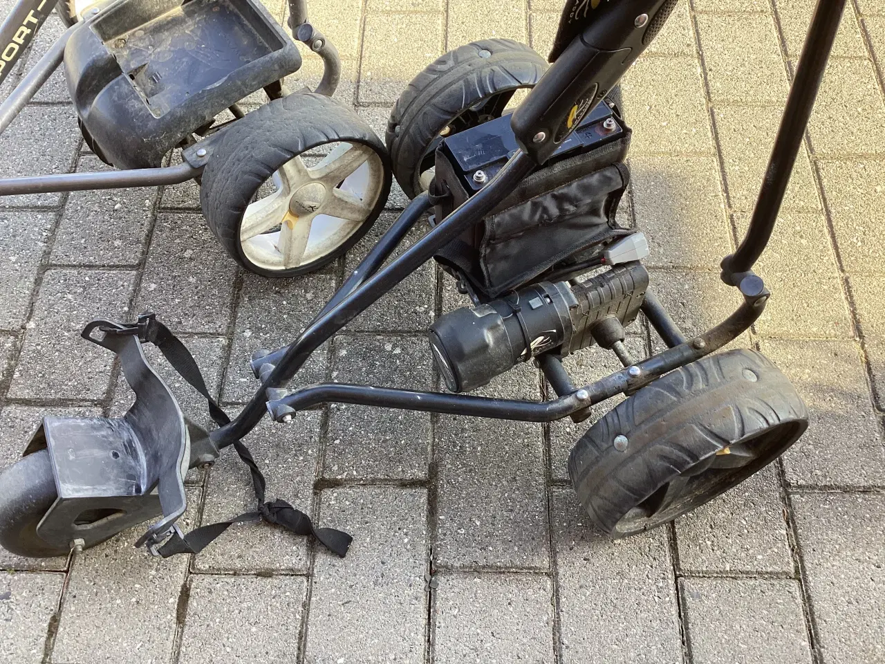 Billede 7 - 2 stk El Golfvogne Powakaddy, legevogne til børn ?