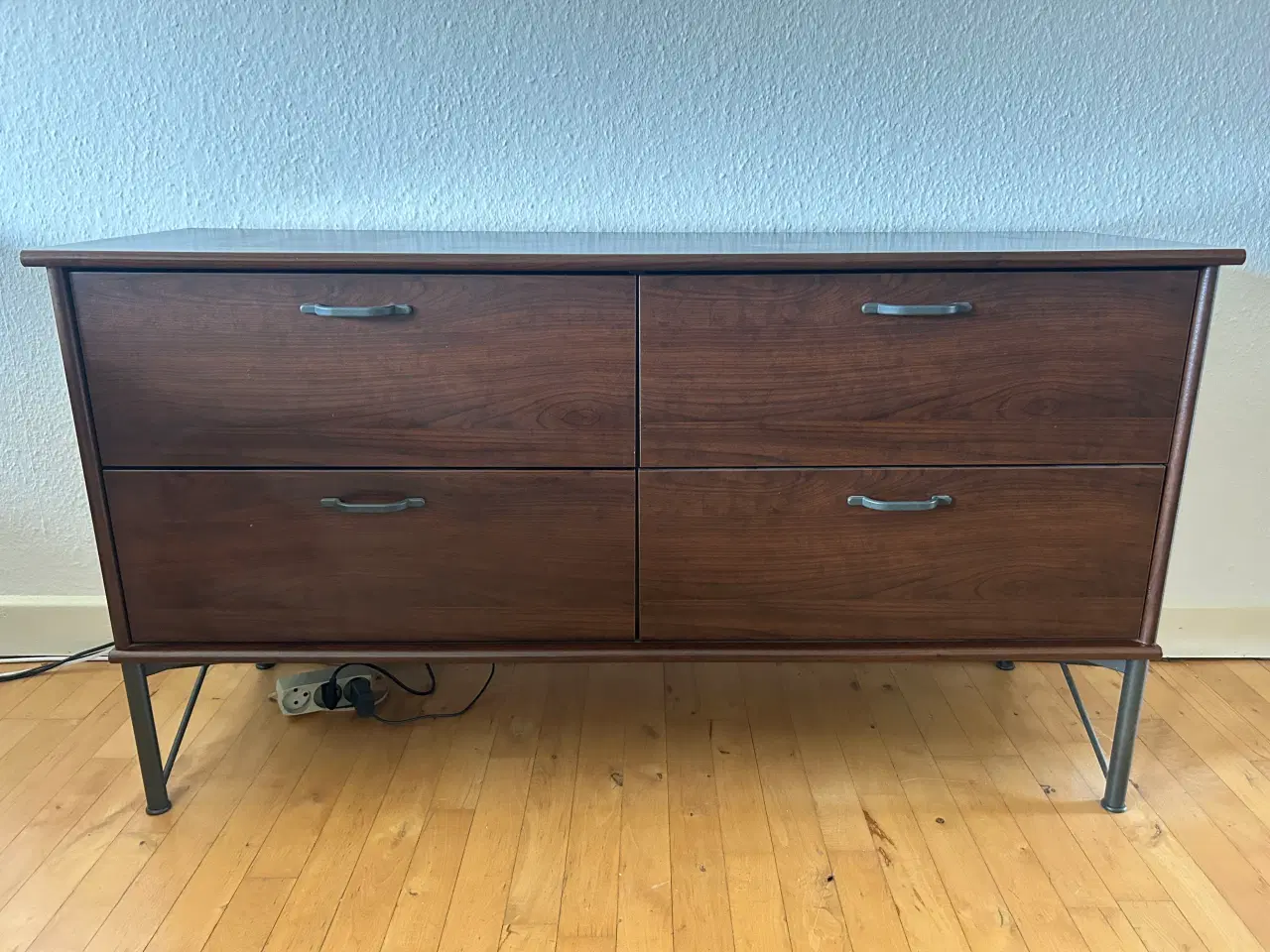 Billede 1 - Tv-bord