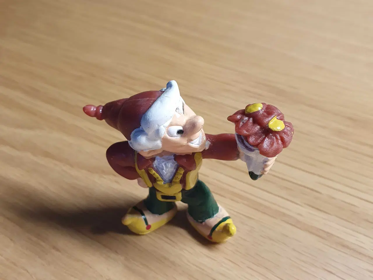 Billede 4 - Carls jul figurer