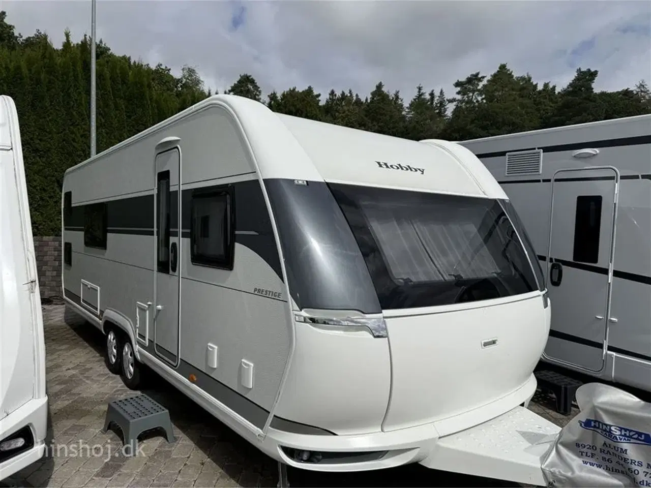 Billede 1 - 2023 - Hobby Prestige 650 KFU   Hobby 650 KFU model med Fransk seng og Køjer fra Hinshøj Caravan A/S