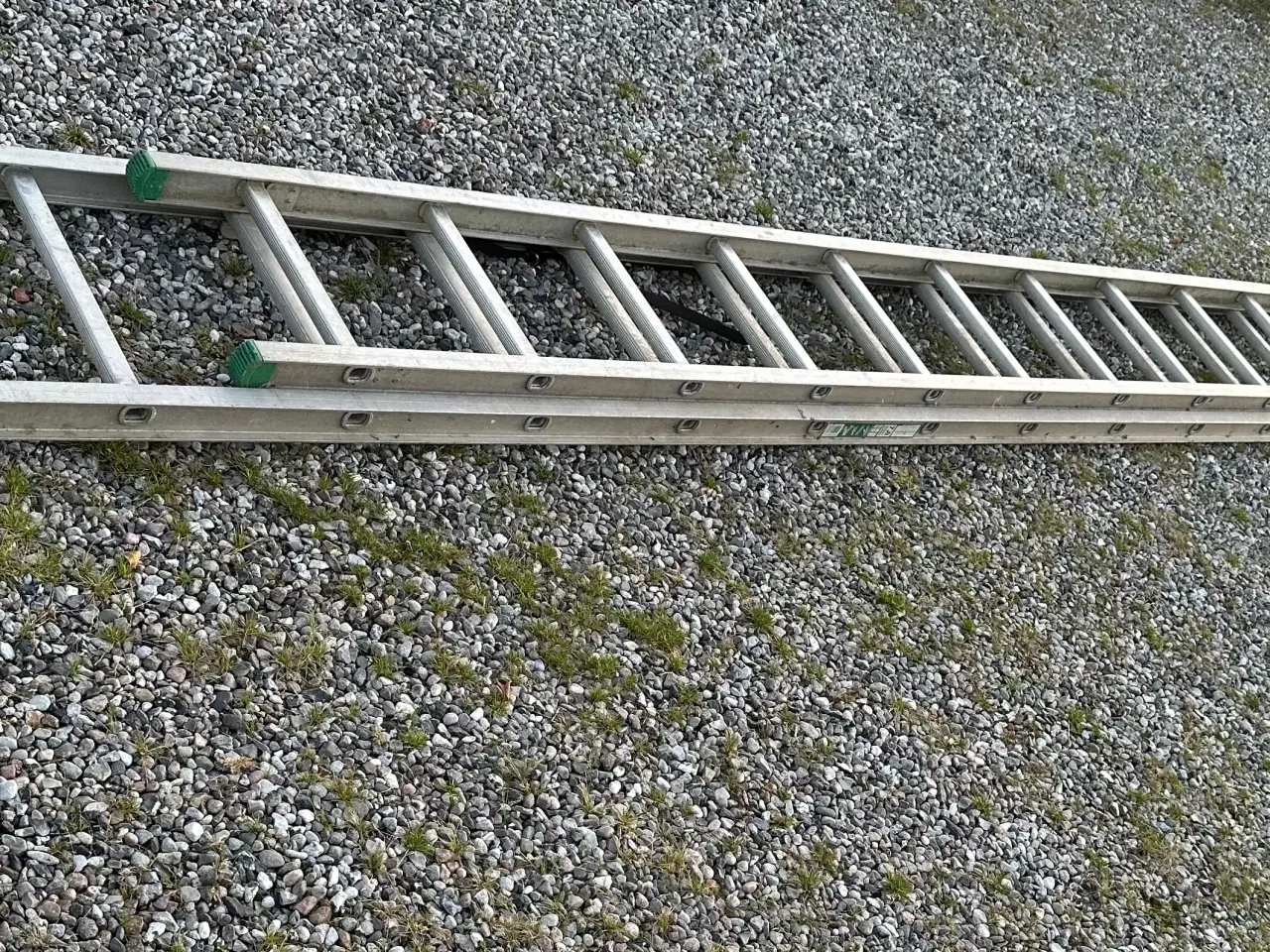 Billede 3 - UDLEJES - Stige 7,5 meter