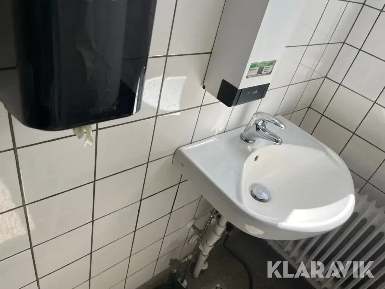 Billede 11 - Toilet inventar