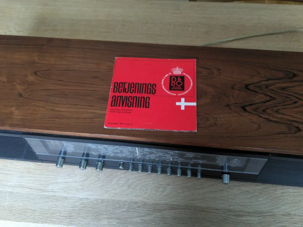 Billede 5 - Velholdt gammel FM-radio i palisander, B & O