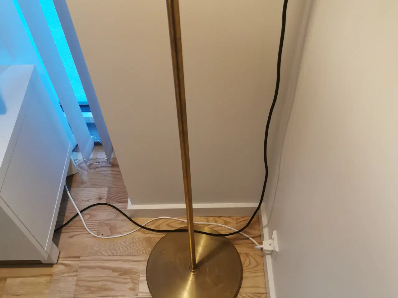 Billede 2 - PH Vandpumpen messing stander lampe 