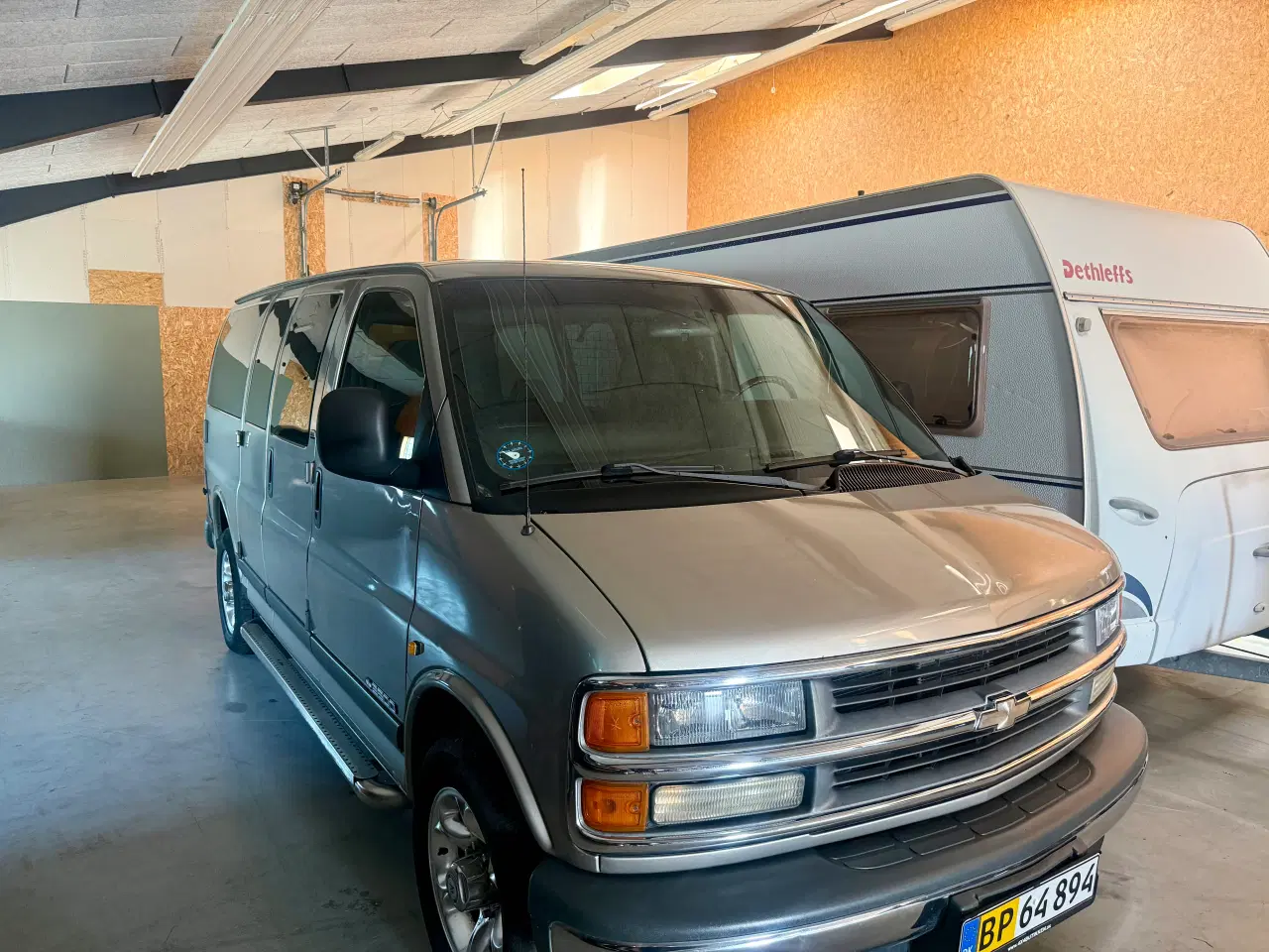 Billede 1 - Chevrolet Express Van – V8 Diesel – Aut. gear