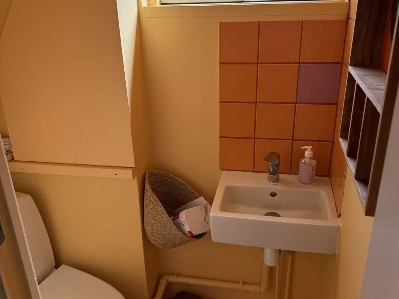 Billede 13 - Attraktiv Cafe / Butikslokale centralt i Odense Albanigade til LEJE