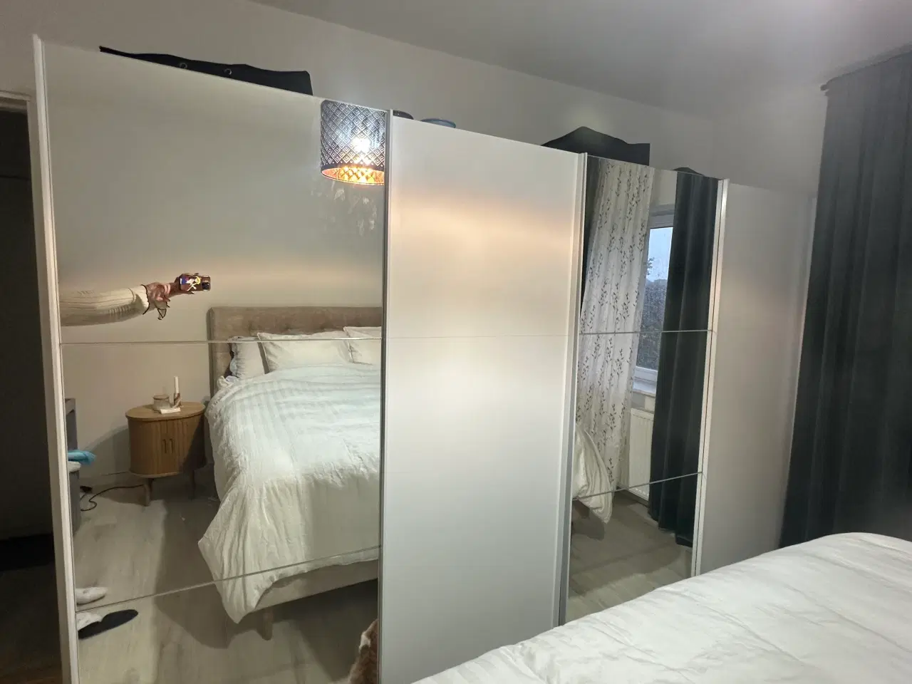 Billede 4 - Garderobeskab SOM NY