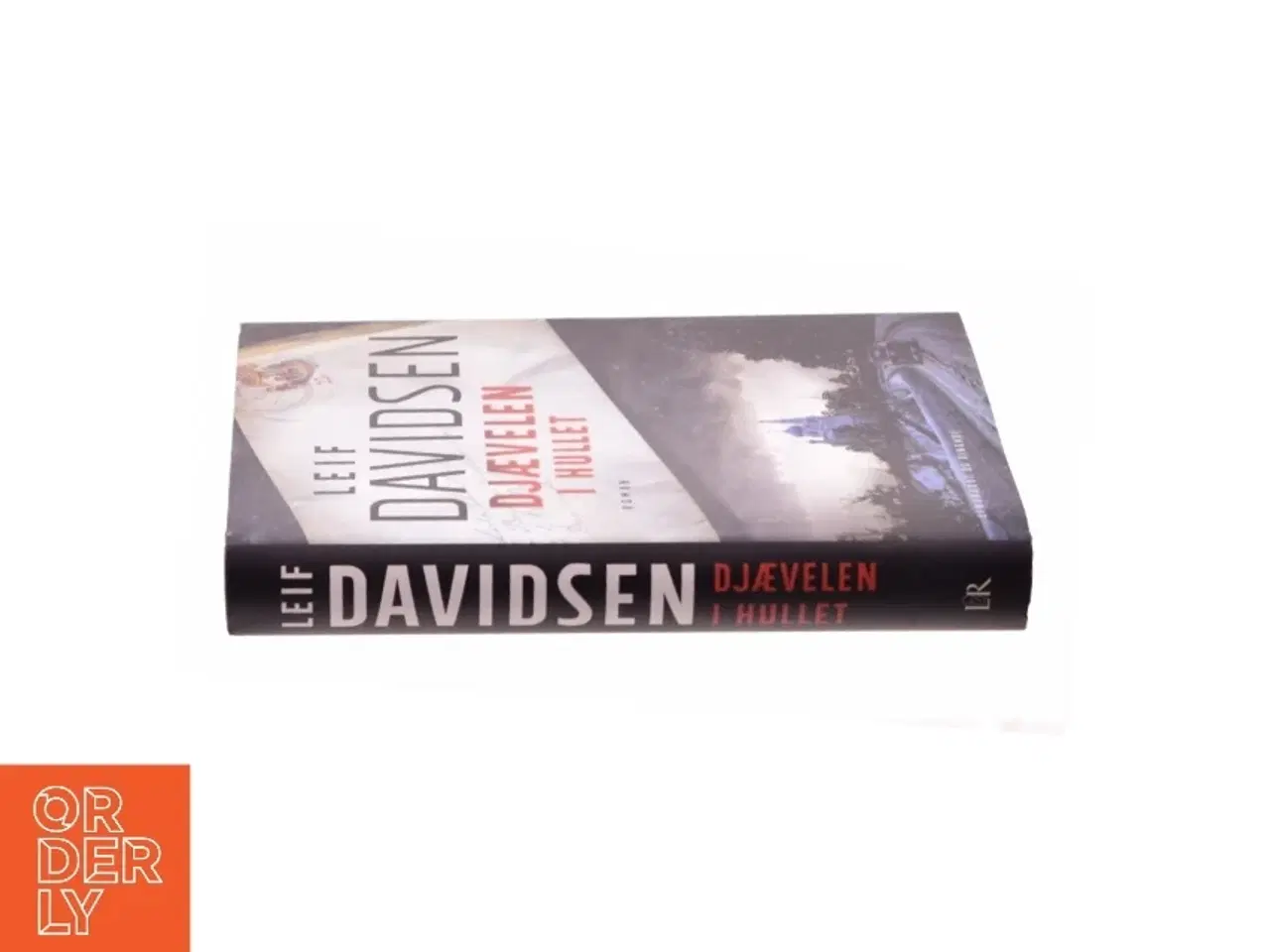 Billede 3 - Djævelen i hullet af Leif Davidsen (Bog)