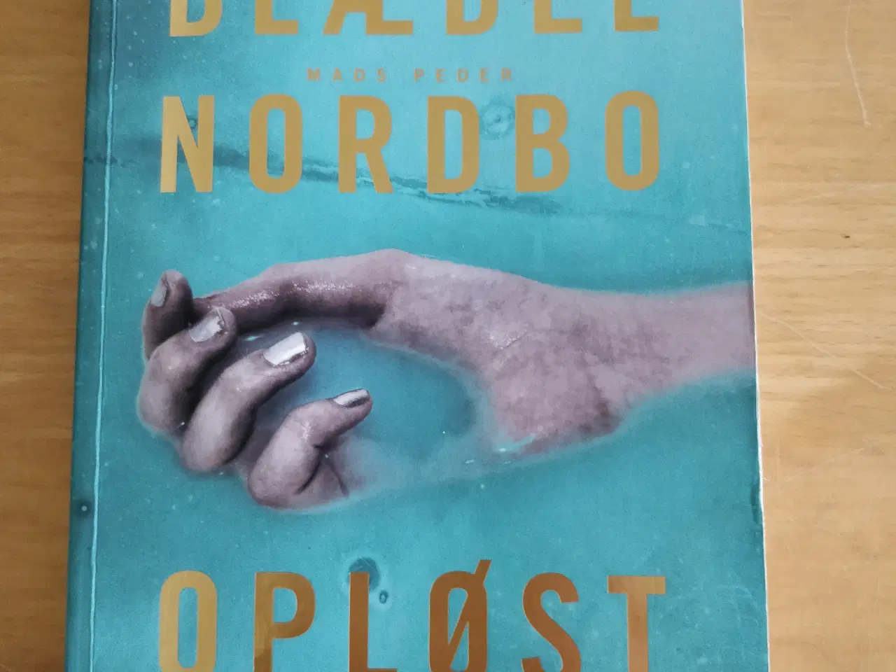 Billede 1 - Opløst, Sara Blædel